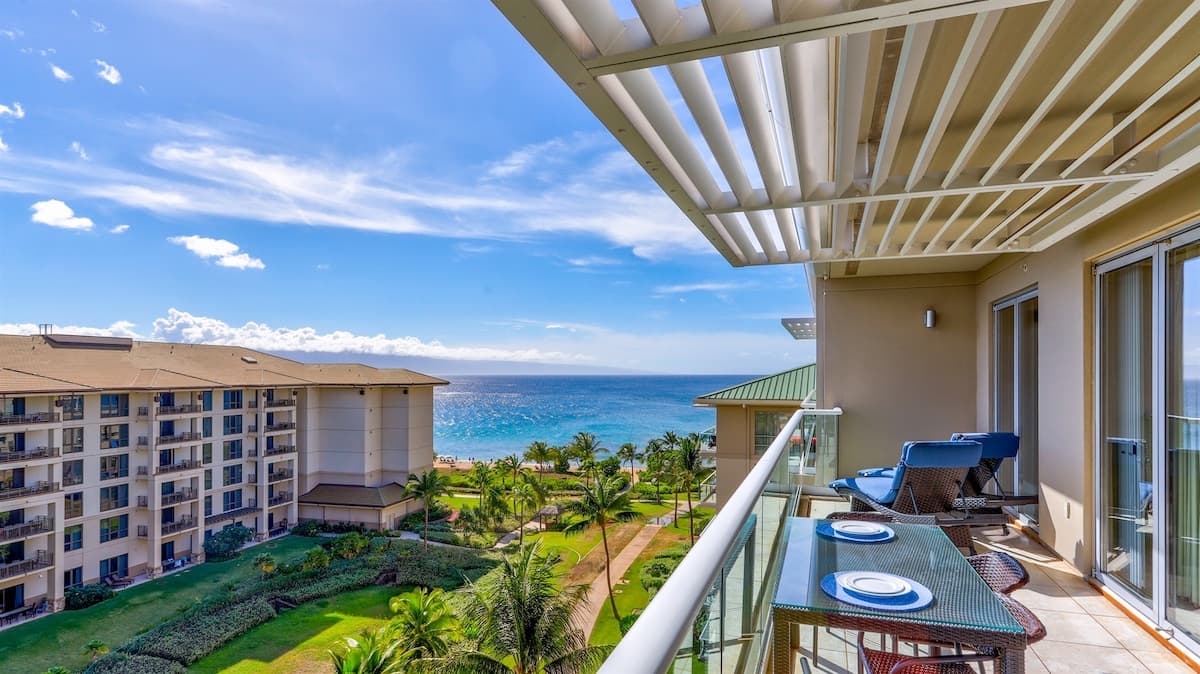Condo in Kaanapali · ★4.84 · 1 bedroom · 2 beds · 1 bath - Photo 1