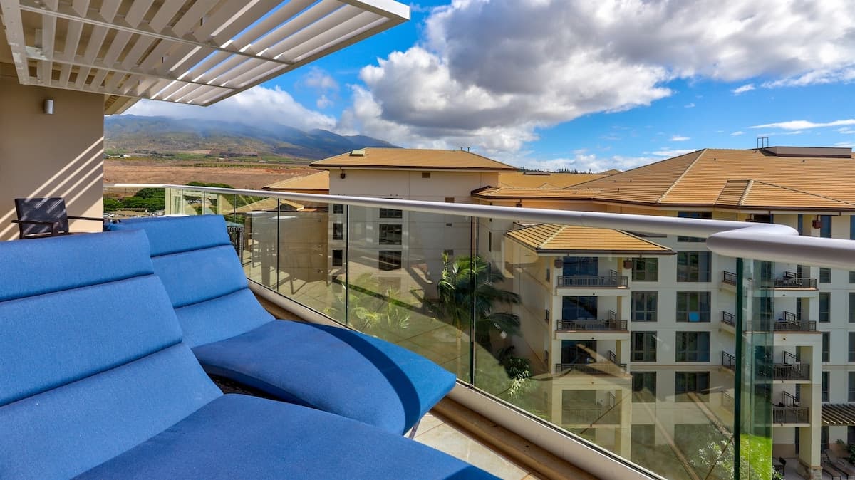 Condo in Kaanapali · ★4.84 · 1 bedroom · 2 beds · 1 bath - Photo 5