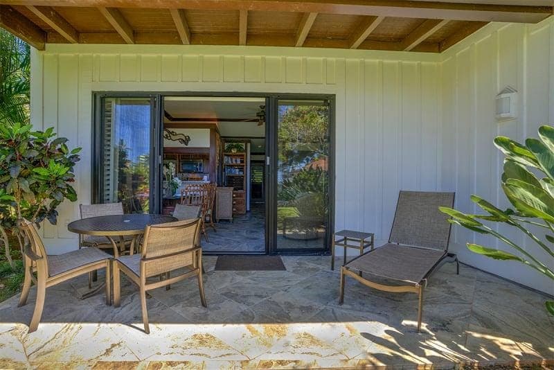 Poipu Beach condo w/ lanai & pool - Photo 5