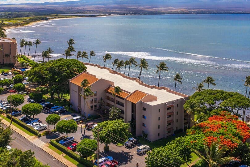 Lauloa 306 Maui Prime Oceanfront Condo, A/C - Photo 2