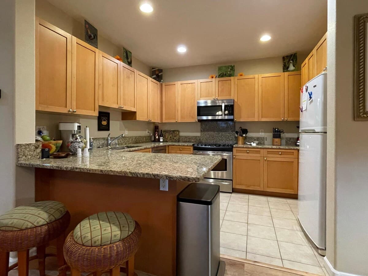 Condo in Princeville · ★4.94 · 2 bedrooms · 2 beds · 2 shared baths - Photo 4