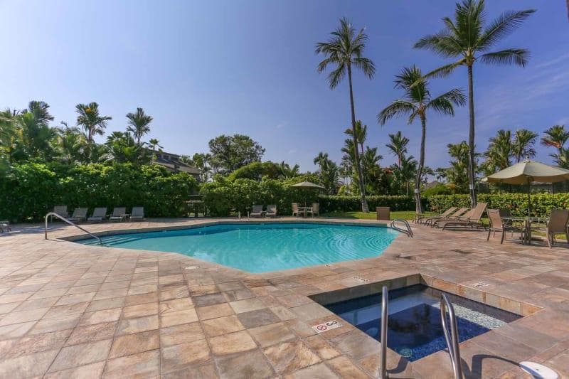 Condo in KAILUA-KONA · ★4.7 · 2 bedrooms · 3 beds · 2 baths - Photo 5