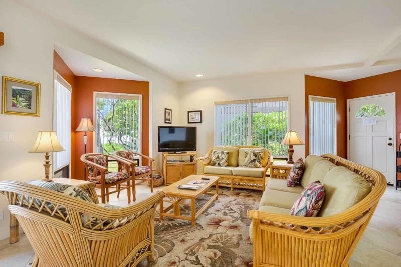 Condo in KAILUA-KONA · ★4.5 · 2 bedrooms · 3 beds · 2 baths - Photo 2