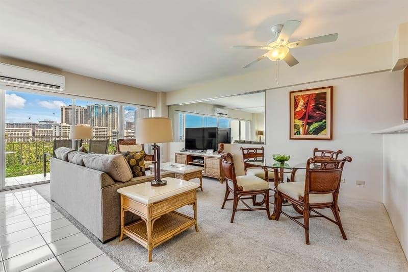 Condo in Honolulu · ★4.5 · 1 bedroom · 1 bed · 1 private bath - Photo 3