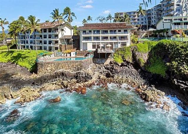 3BR on the ocean in Sunny Poipu + Athletic Club - Photo 1