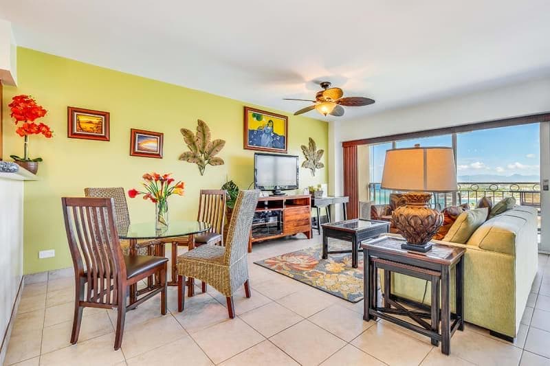 Condo in Honolulu · ★4.89 · 1 bedroom · 1 bed · 1 shared bath - Photo 3
