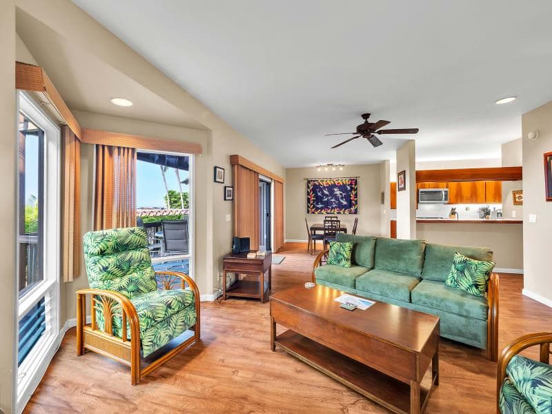 Coastal condo w/ pool & hot tub - Photo 2