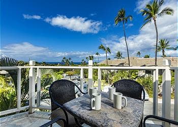 Condo in Kihei · ★4.88 · 2 bedrooms · 4 beds · 2 shared baths - Photo 1
