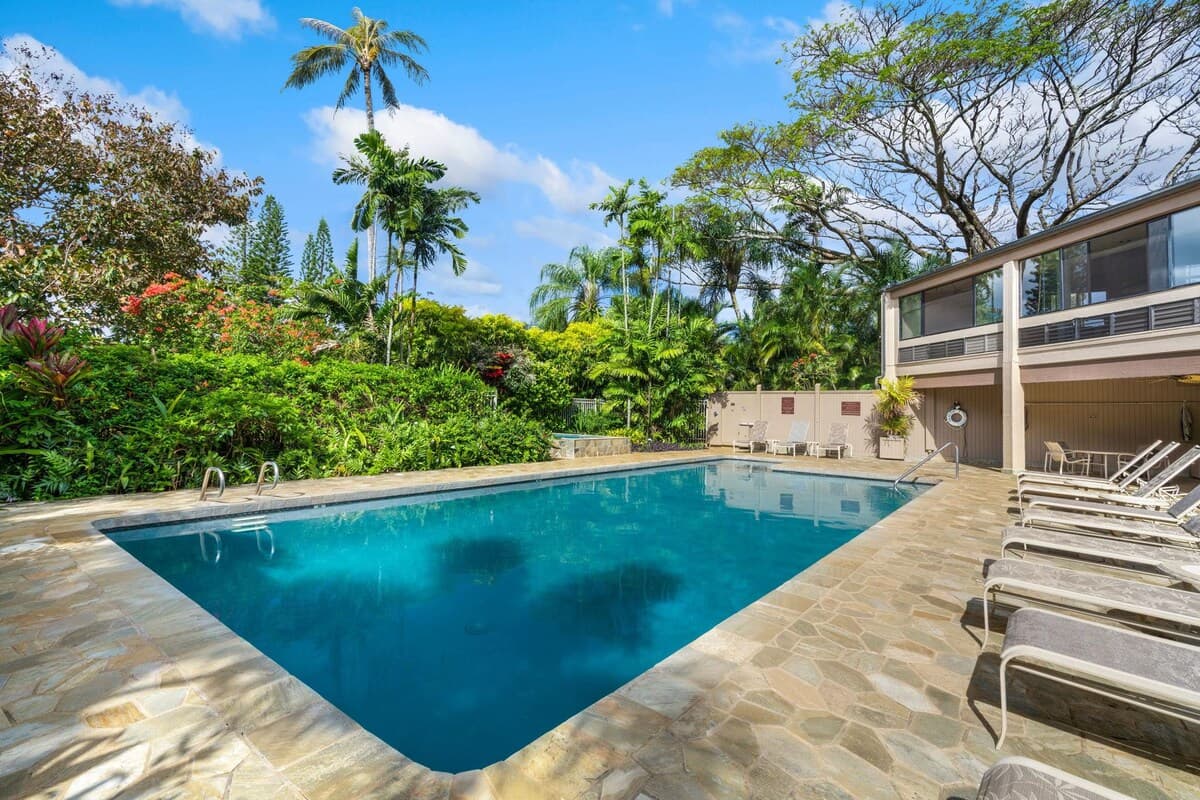 Condo in Princeville · ★4.49 · 2 bedrooms · 3 beds · 2 baths - Photo 3
