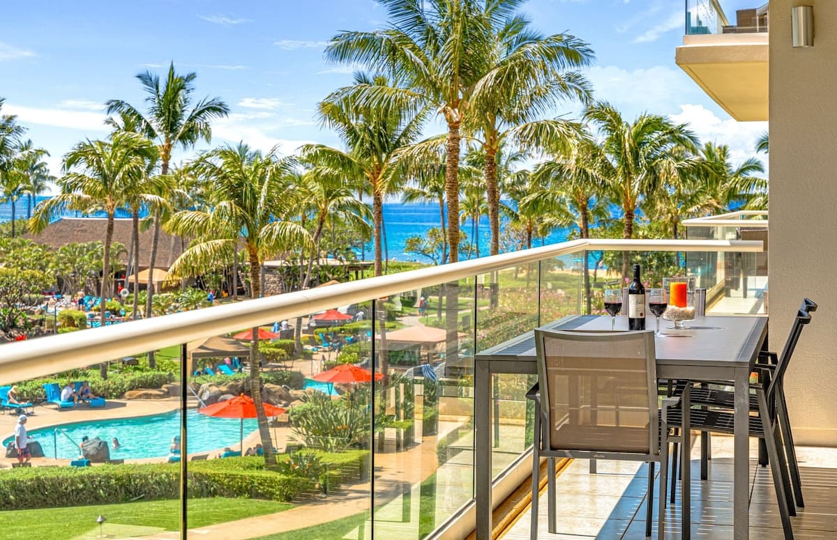 Condo in Lahaina · ★4.76 · 2 bedrooms · 3 beds · 2 baths - Photo 1
