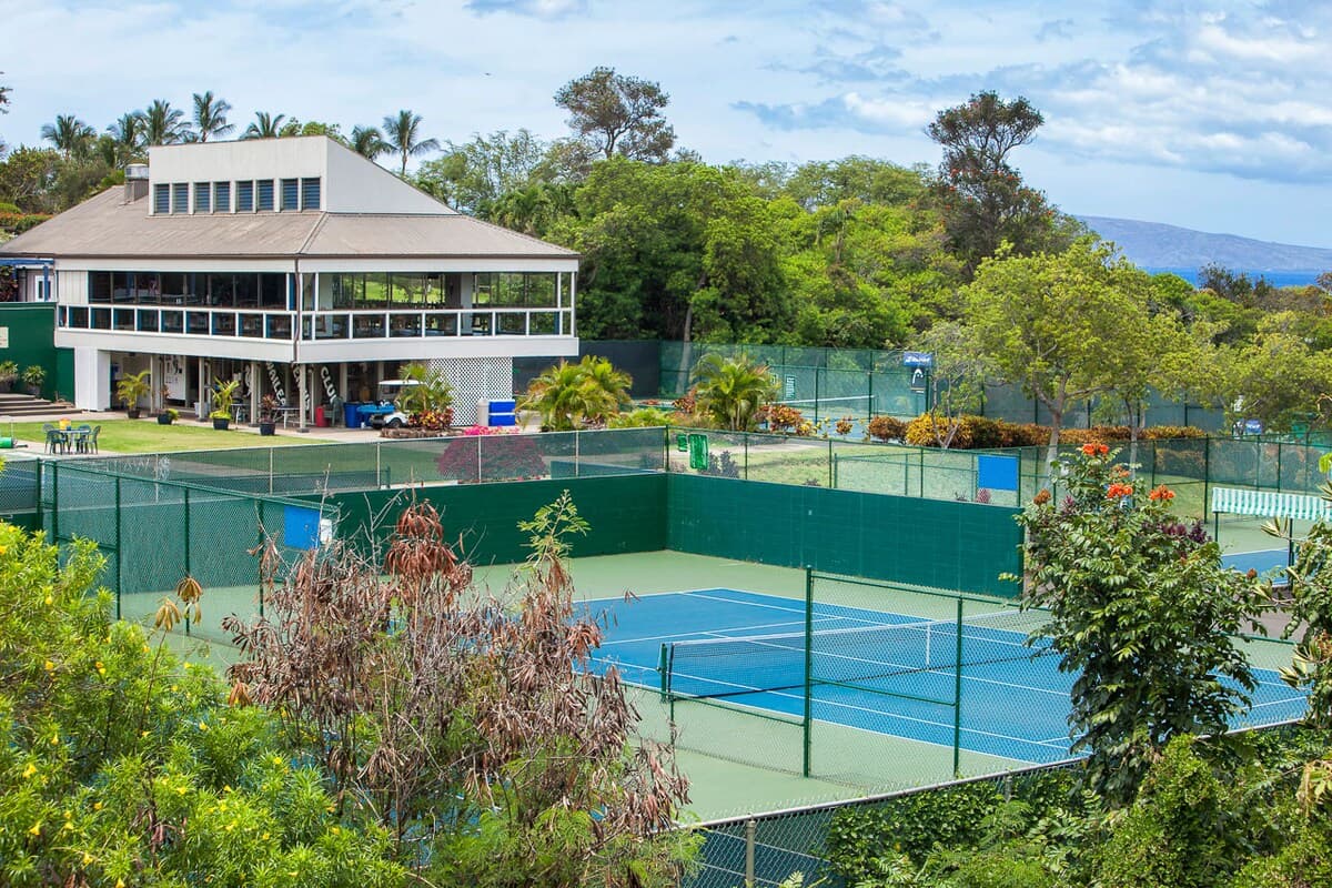 Condo in Kihei · ★4.76 · 3 bedrooms · 4 beds · 2 baths - Photo 4
