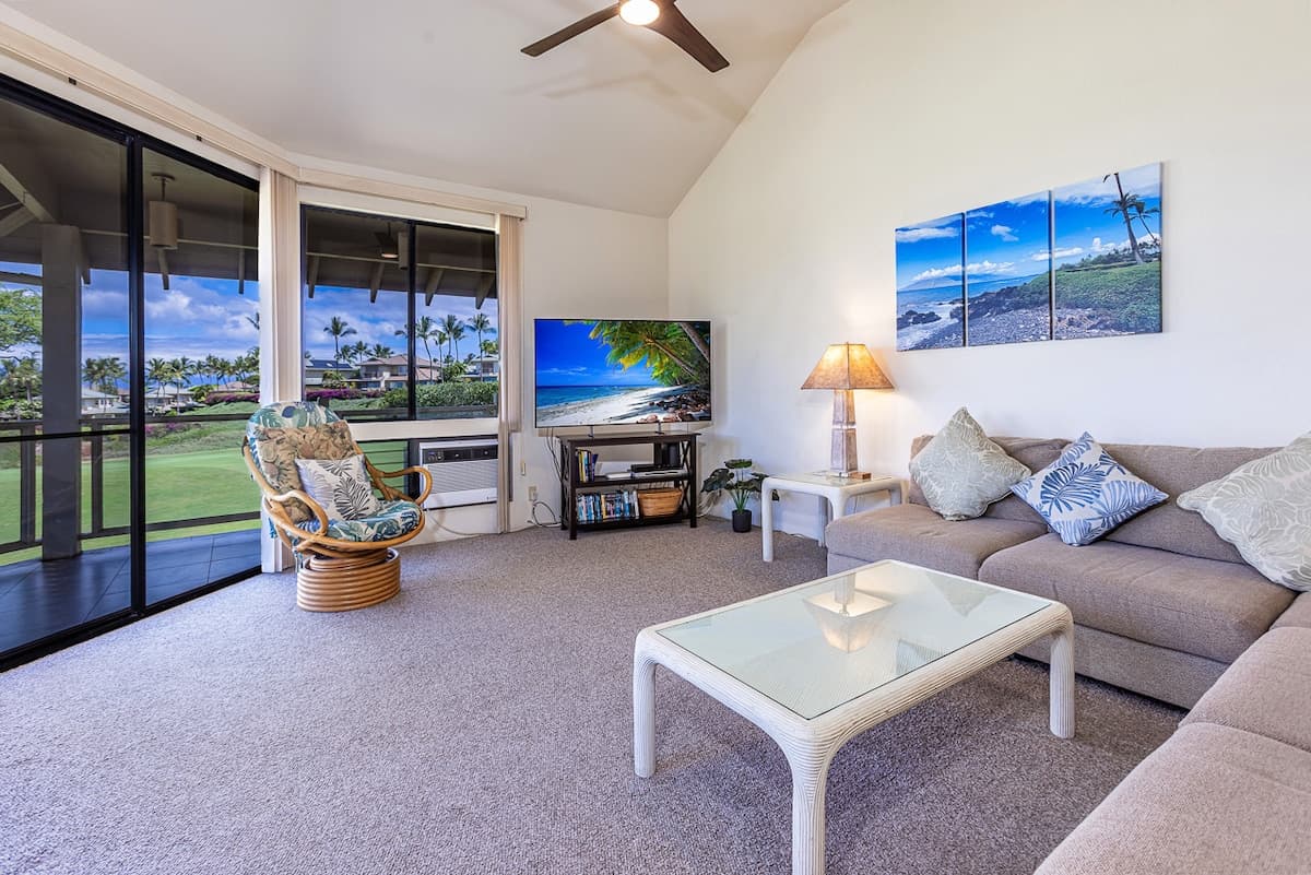 Condo in Kihei · ★4.76 · 3 bedrooms · 4 beds · 2 baths - Photo 3