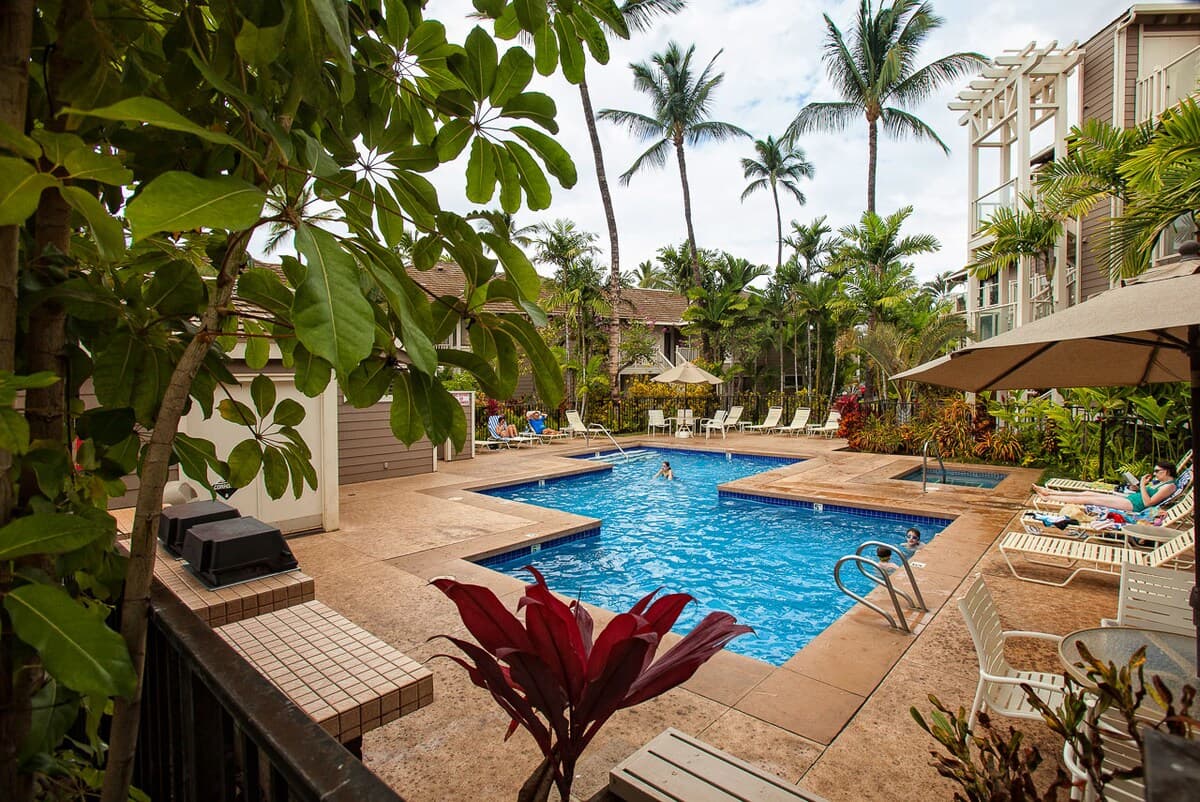 Condo in Kihei · ★4.76 · 3 bedrooms · 4 beds · 2 baths - Photo 2