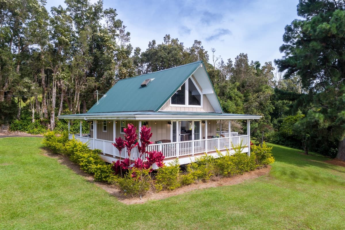 Home in Waimea · ★4.92 · 2 bedrooms · 3 beds · 2 private baths - Photo 1