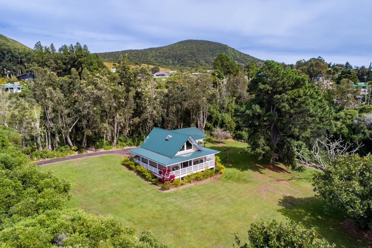 Home in Waimea · ★4.92 · 2 bedrooms · 3 beds · 2 private baths - Photo 5