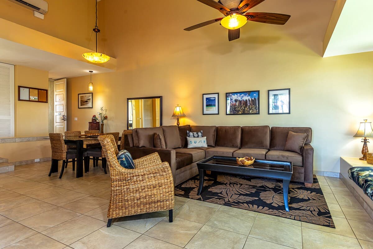 Condo in Kihei · ★4.79 · 2 bedrooms · 2 beds · 2 shared baths - Photo 4