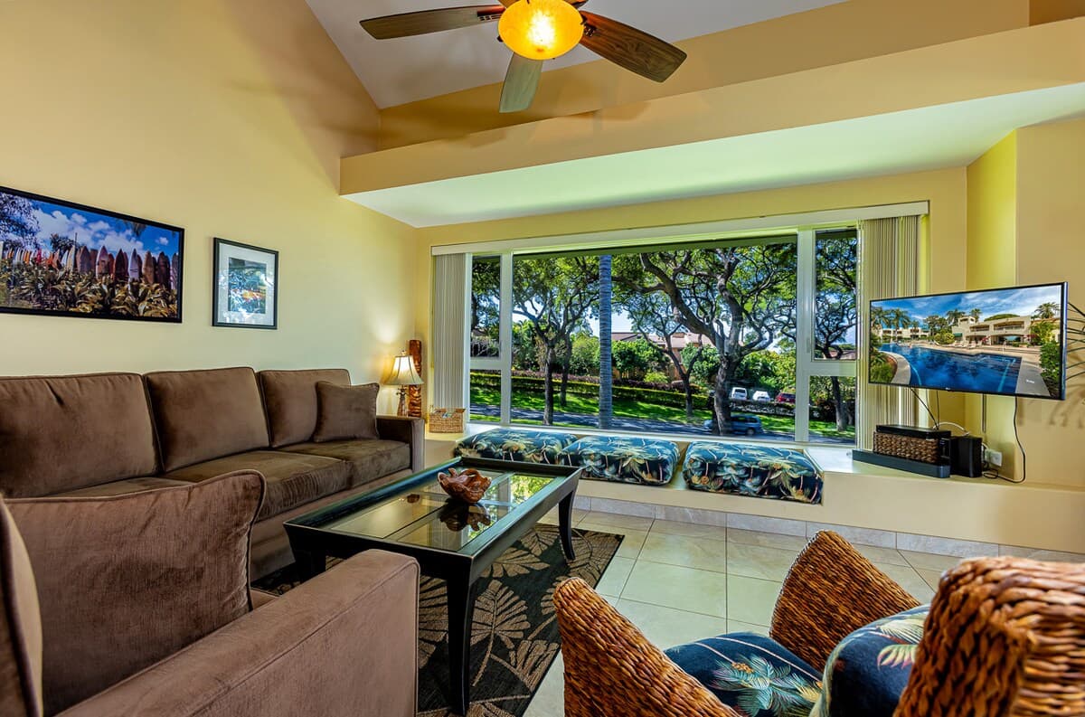 Condo in Kihei · ★4.79 · 2 bedrooms · 2 beds · 2 shared baths - Photo 3