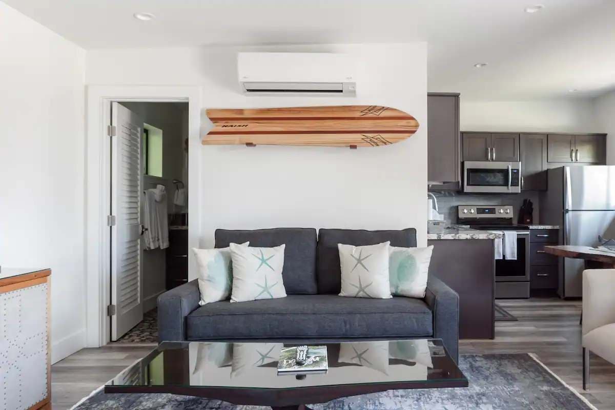 Home in Kihei · ★4.91 · 1 bedroom · 2 beds · 1 bath - Photo 3
