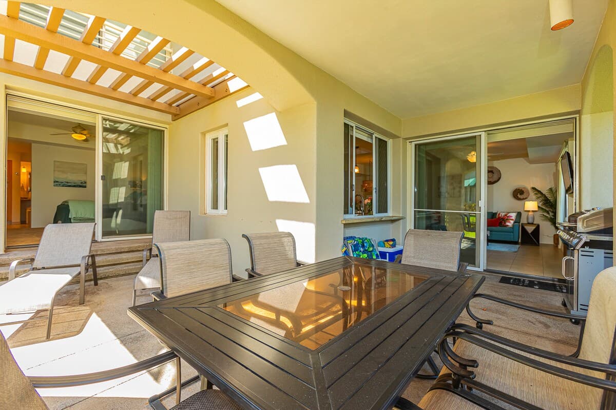 Condo in Kihei · ★4.95 · 2 bedrooms · 4 beds · 2 baths - Photo 2