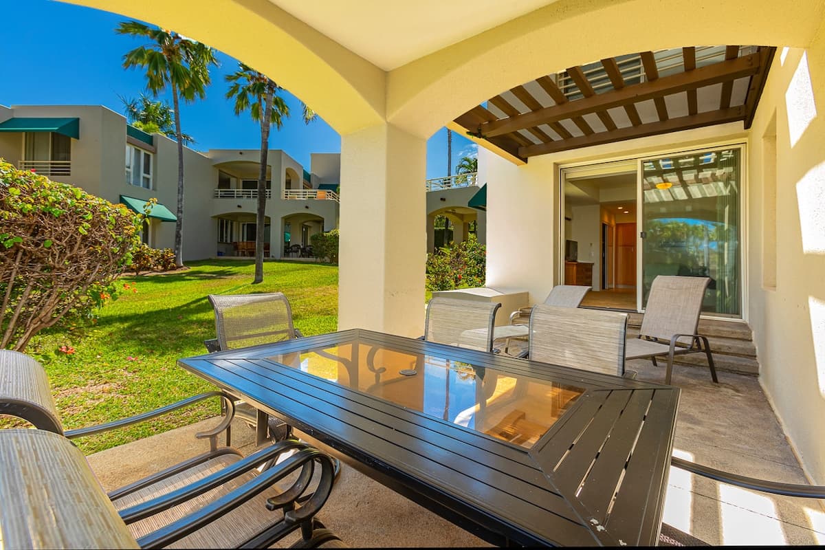 Condo in Kihei · ★4.95 · 2 bedrooms · 4 beds · 2 baths - Photo 1