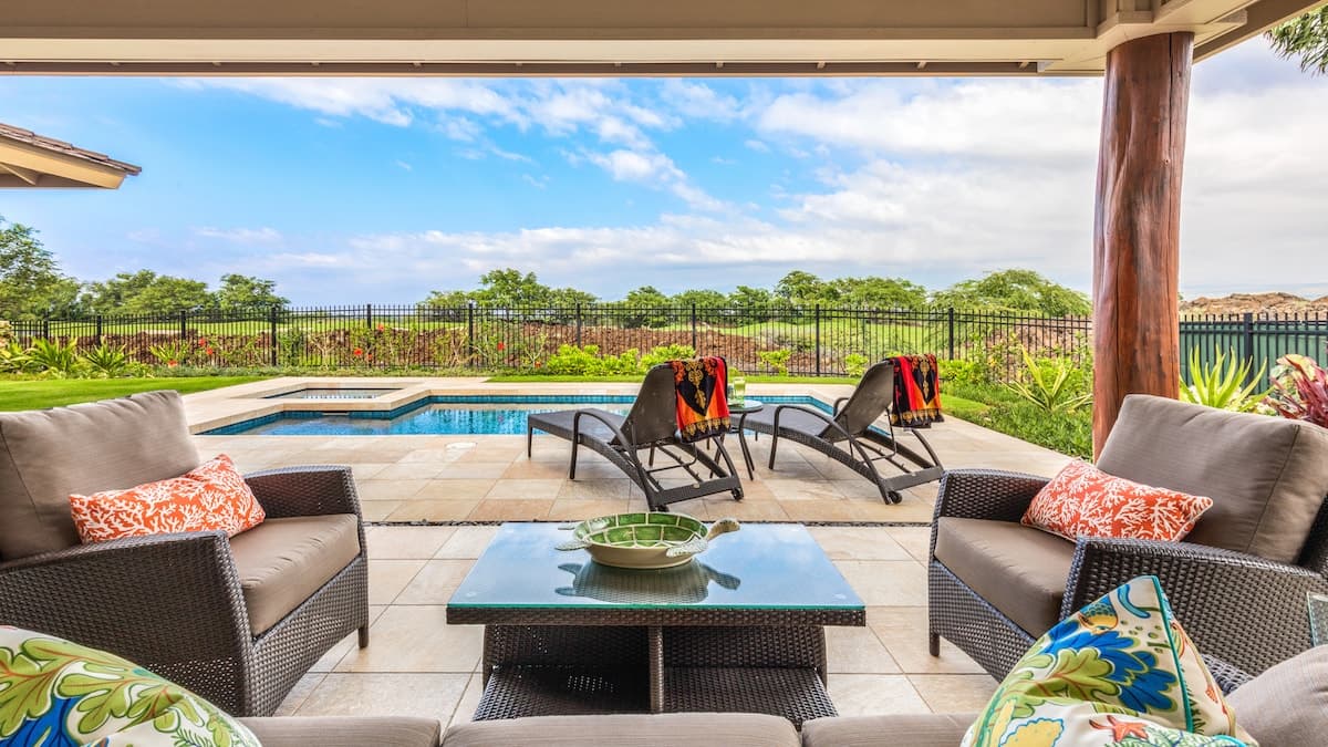 Home in Waimea · ★5.0 · 4 bedrooms · 4 beds · 4.5 baths - Photo 2