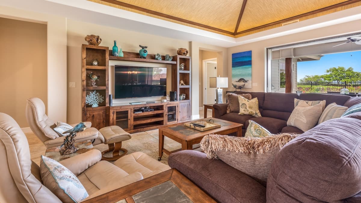 Home in Waimea · ★5.0 · 4 bedrooms · 4 beds · 4.5 baths - Photo 4