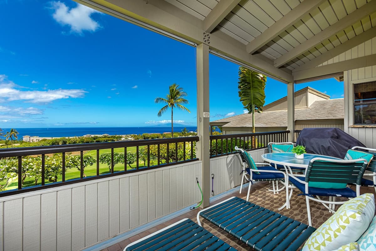 Condo in Kihei · ★4.96 · 1 bedroom · 1 bed · 2 baths - Photo 2