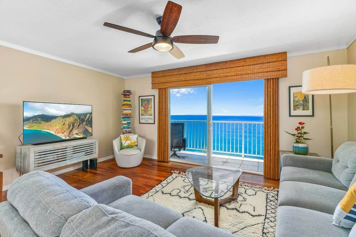 Condo in Princeville · ★4.98 · 2 bedrooms · 2 beds · 2 baths - Photo 1