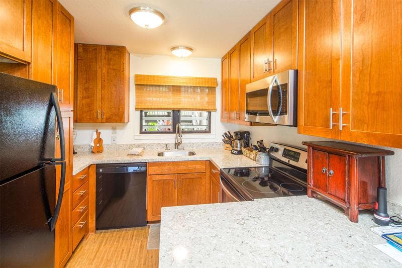 Condo in LIHUE, KAUAI · ★5.0 · 1 bedroom · 1 bed · 1.5 baths - Photo 4