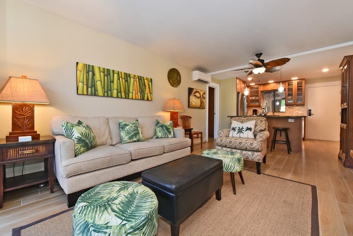 Condo in Kihei · ★4.7 · 3 bedrooms · 5 beds · 3 baths - Photo 2