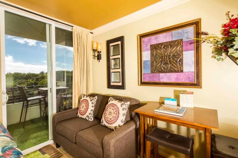 Condo in Honolulu · ★4.67 · Studio · 1 bed · 1 private bath - Photo 2