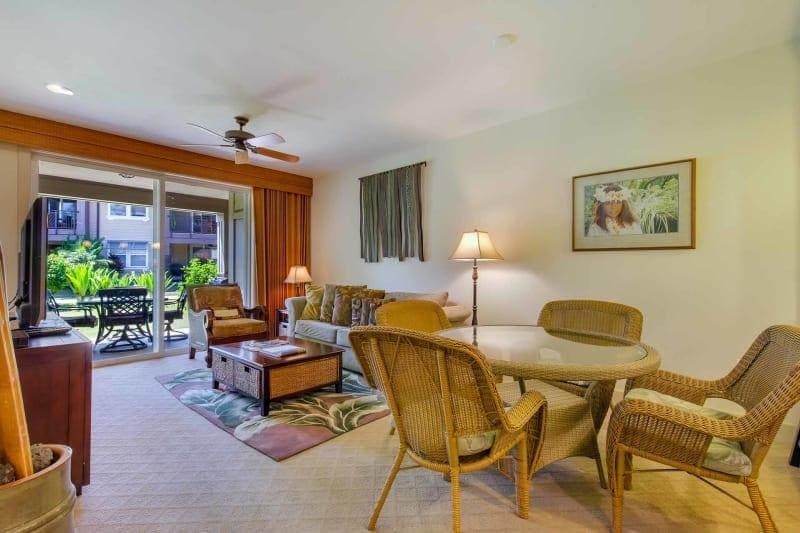 Condo in WAIKOLOA · ★4.7 · 2 bedrooms · 4 beds · 2 baths - Photo 3