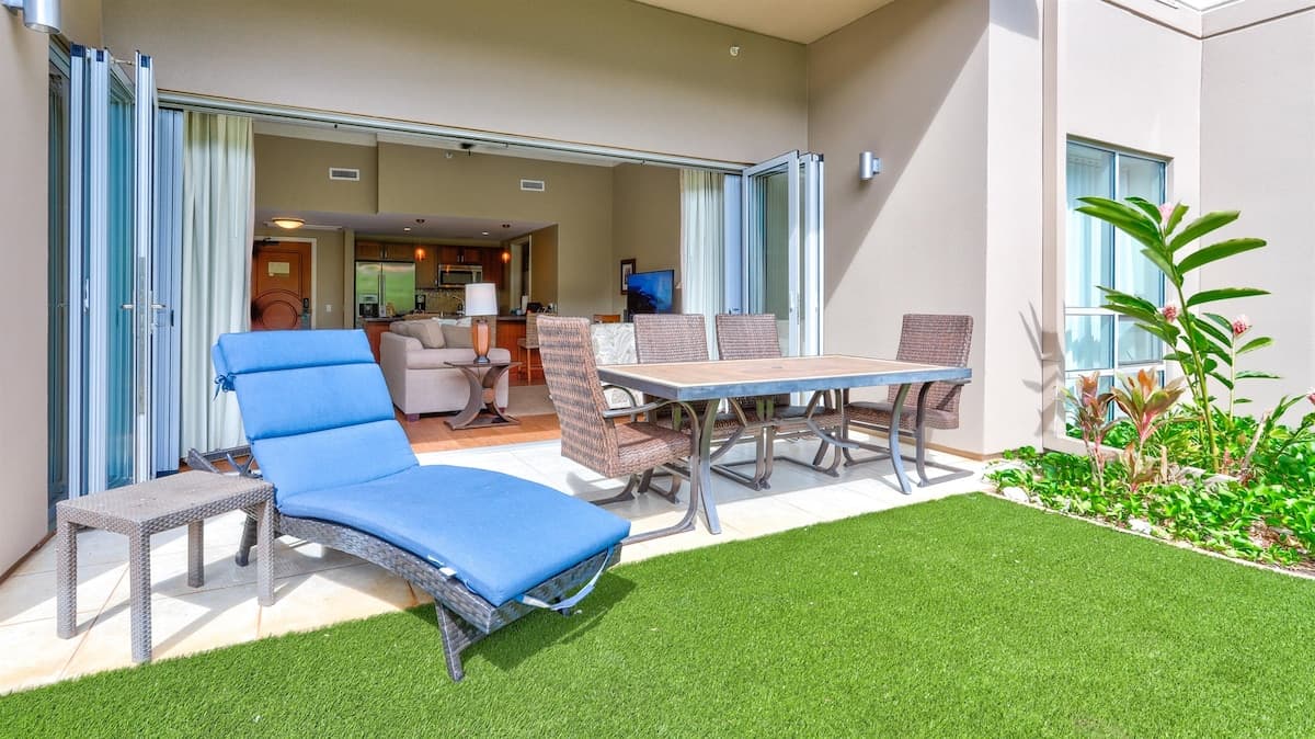 Condo in Kaanapali · ★4.83 · 1 bedroom · 2 beds · 1 bath - Photo 1