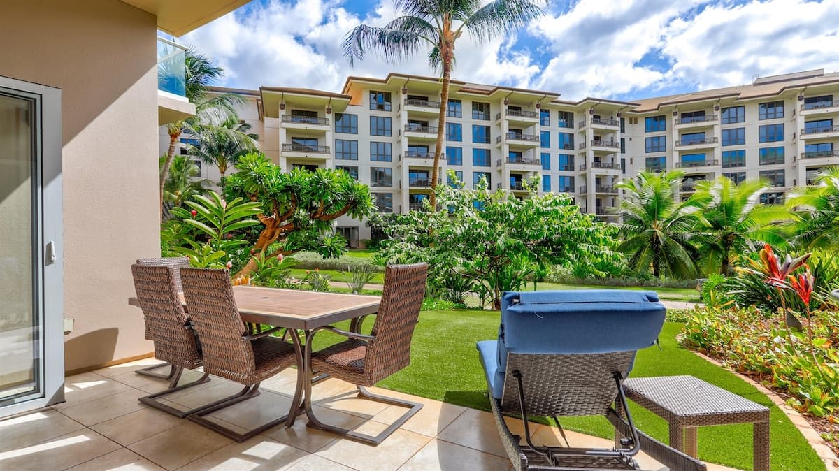 Condo in Kaanapali · ★4.83 · 1 bedroom · 2 beds · 1 bath - Photo 2