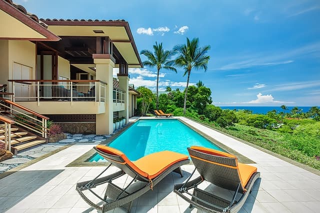 Home in Waimea · ★4.57 · 5 bedrooms · 7 beds · 5 baths - Photo 2
