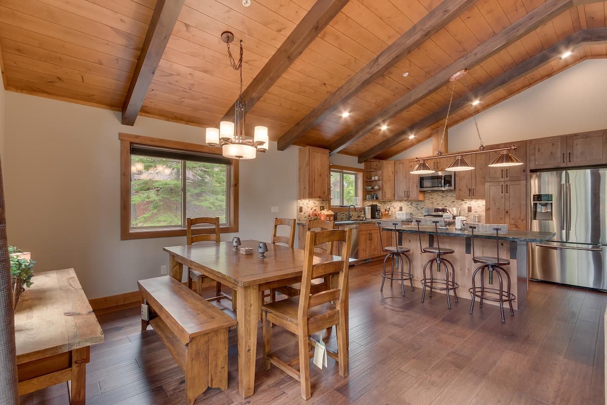 Brand New Home Near Beach & Skiing - Photo 2