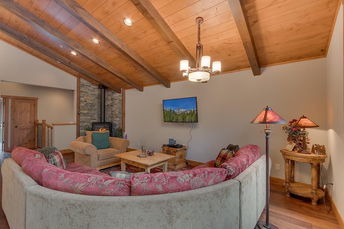 Brand New Home Near Beach & Skiing - Photo 5