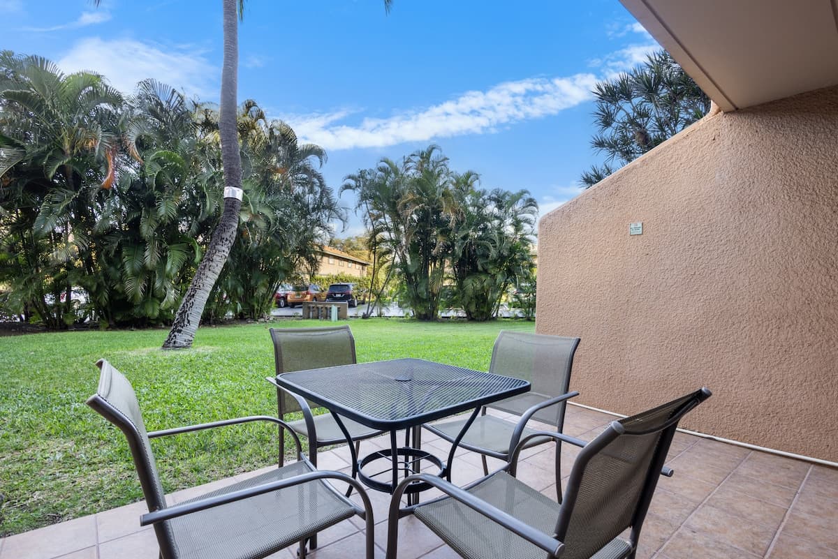 Condo in Kihei · ★4.25 · 1 bedroom · 2 beds · 1 bath - Photo 3