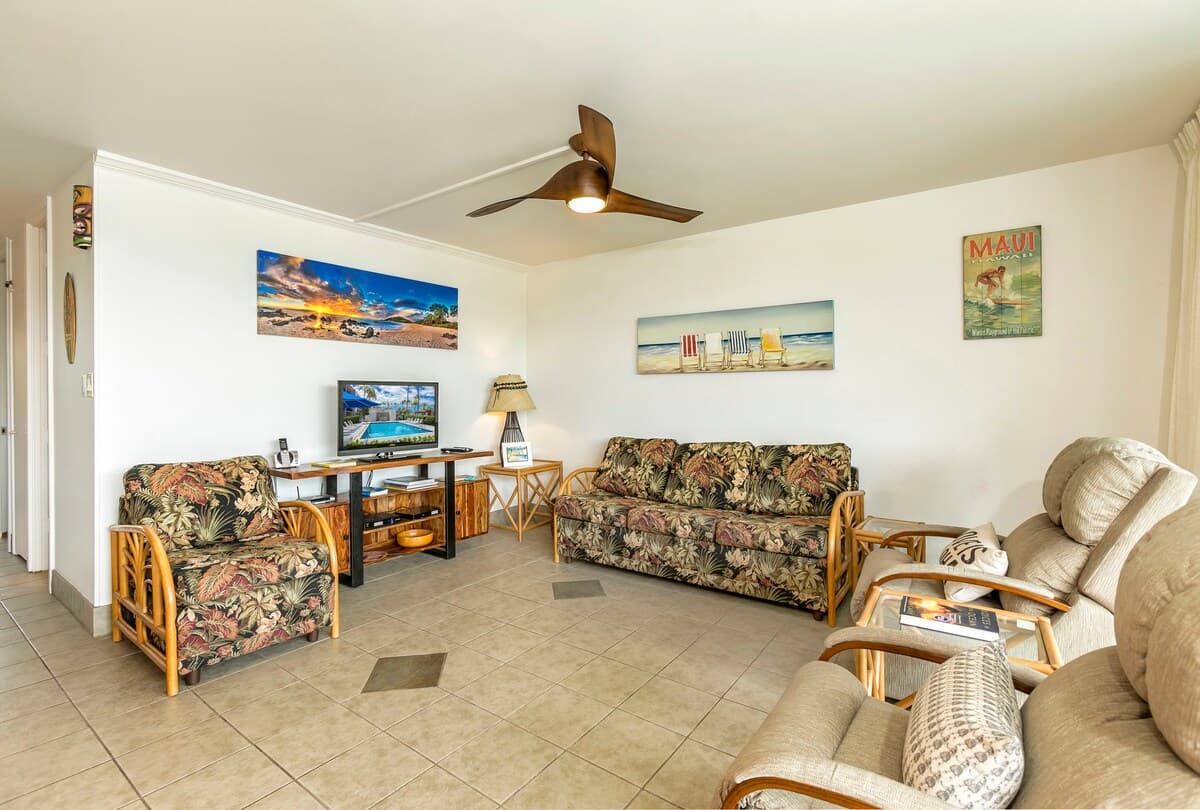 Condo in Kihei · ★4.67 · 2 bedrooms · 4 beds · 2 shared baths - Photo 4