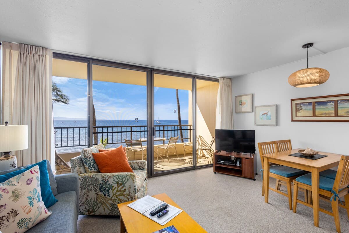 Condo in Kihei · ★4.3 · 1 bedroom · 2 beds · 1 bath - Photo 5