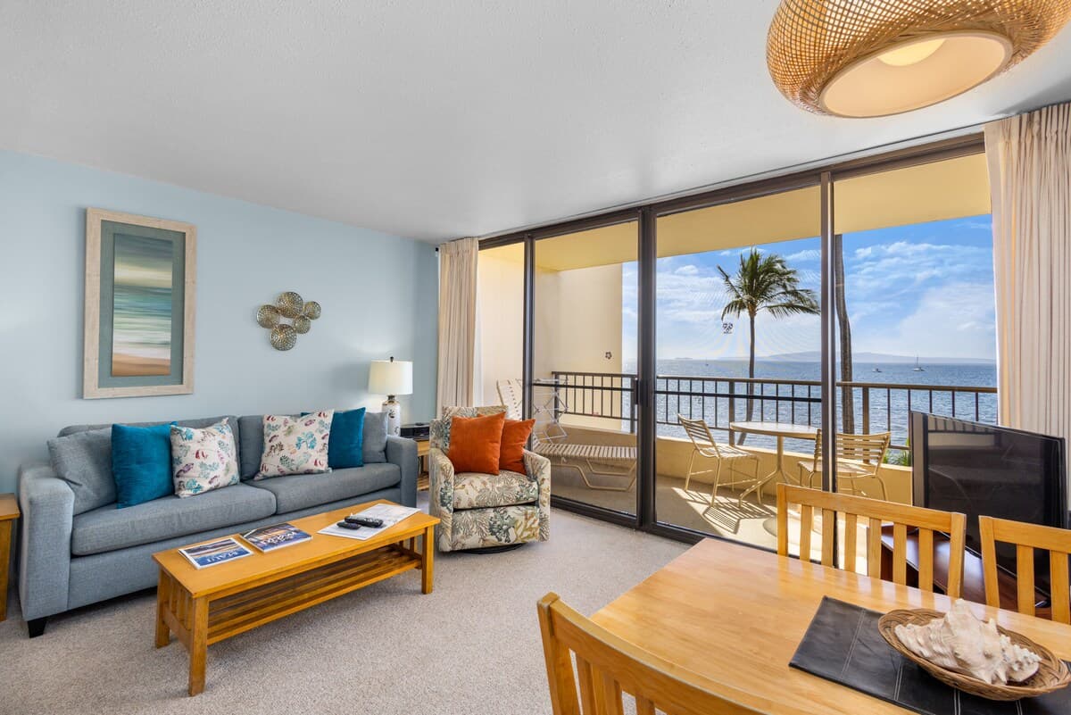 Condo in Kihei · ★4.3 · 1 bedroom · 2 beds · 1 bath - Photo 4
