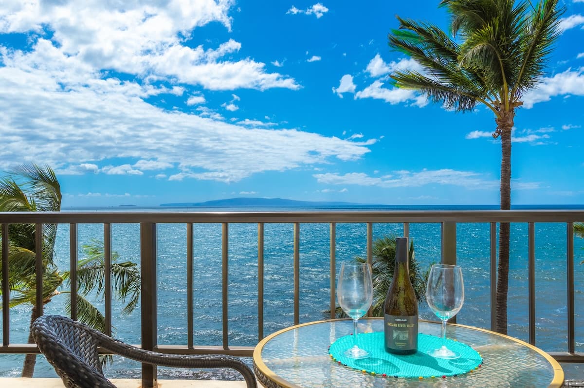 Condo in Kihei · ★4.93 · 1 bedroom · 1 bed · 1 bath - Photo 1