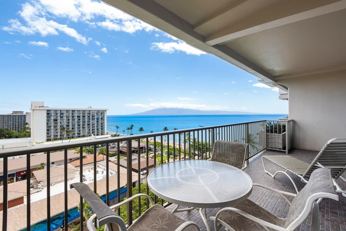 Condo in Lahaina · ★4.63 · 2 bedrooms · 3 beds · 2 baths - Photo 2