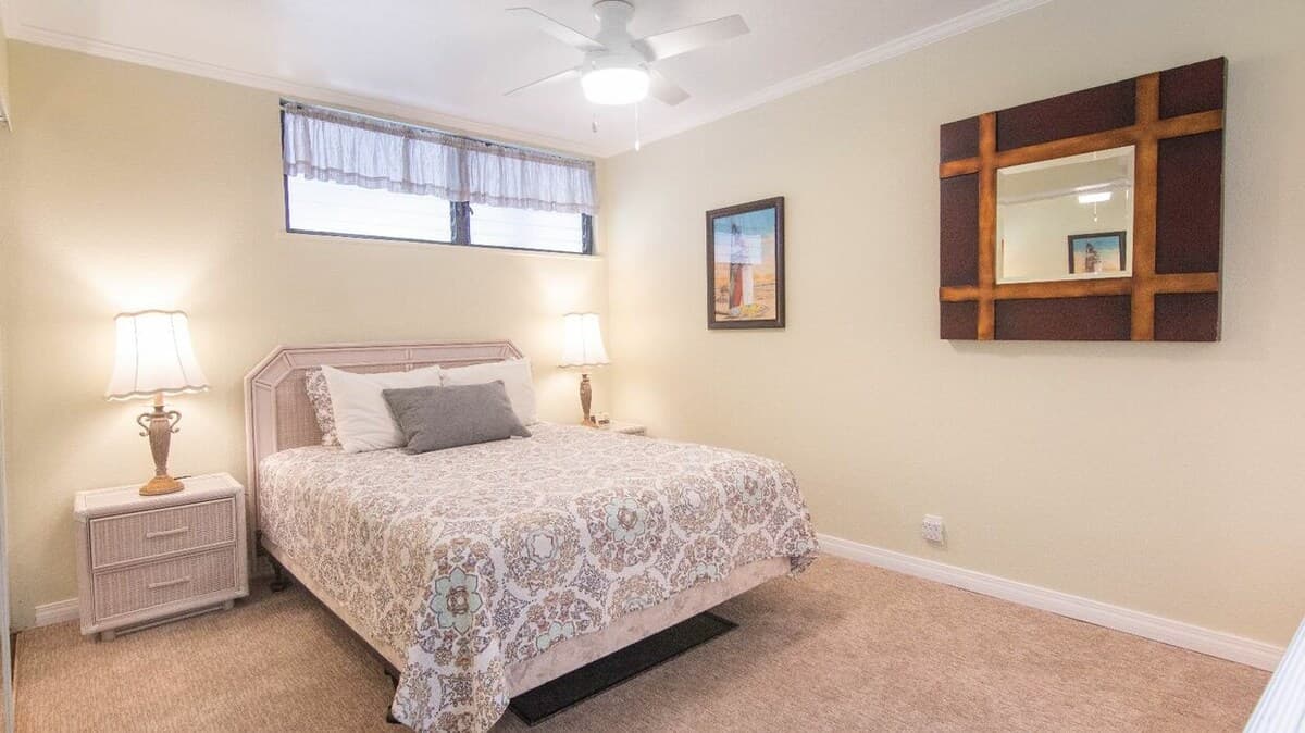 Condo in Kailua-Kona · ★4.71 · 2 bedrooms · 3 beds · 2 baths - Photo 5