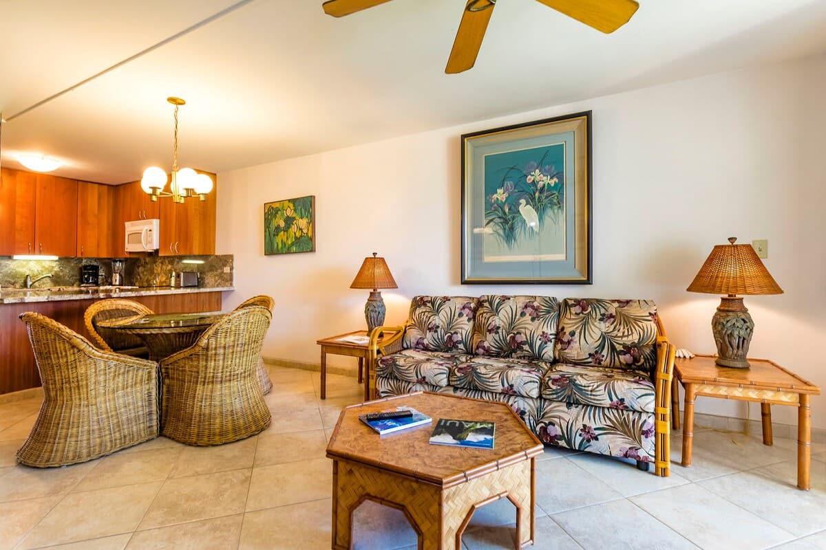 Condo in Kihei · ★4.67 · 1 bedroom · 2 beds · 2 baths - Photo 3