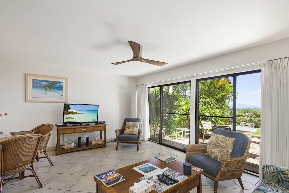 Condo in Kihei · ★4.5 · 1 bedroom · 2 beds · 2 baths - Photo 5