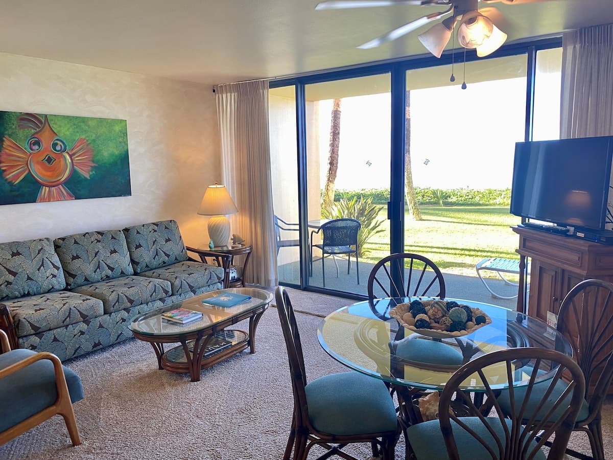 Condo in Kihei · ★5.0 · 1 bedroom · 2 beds · 1 bath - Photo 1