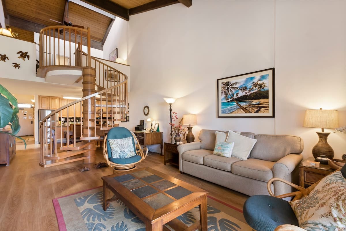 Condo in Kihei · ★4.5 · 2 bedrooms · 4 beds · 2 baths - Photo 4