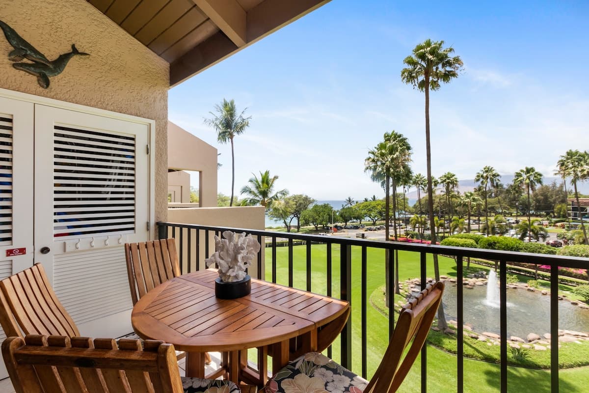 Condo in Kihei · ★4.5 · 2 bedrooms · 4 beds · 2 baths - Photo 5