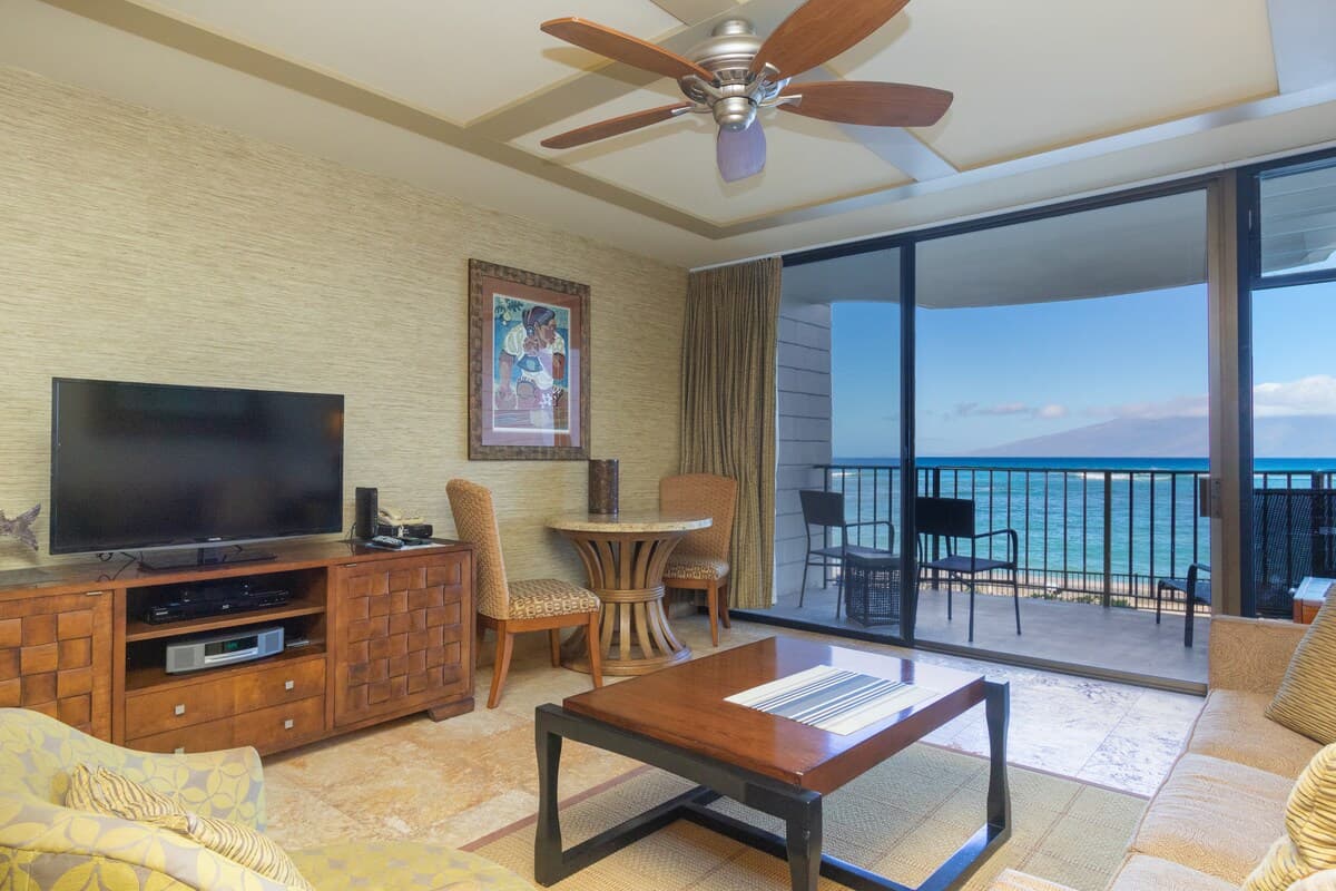 Condo in Kahana · ★4.83 · 1 bedroom · 2 beds · 1 shared bath - Photo 3
